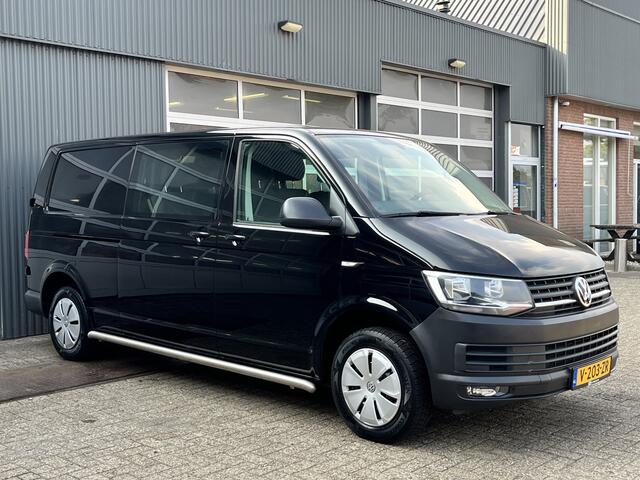 Volkswagen TRANSPORTER 2.0 TDI L2H1 DC 150pk Airco Cruise controle Telefoonverbinding Trekhaak 2500kg trekgewicht Navigatiesysteem schuifdeur Euro 6 DC 1e eigenaar Dealer onderhouden