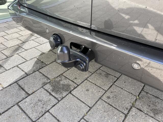 Volkswagen TRANSPORTER 2.0 TDI L2H 30 Bulli 150PK Automaat | Styling pakket | Trekhaak | 360 camera