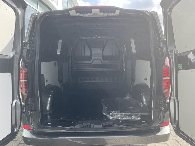 Volkswagen TRANSPORTER 2.0 TDI L2H 30 Style 150PK automaat | styling accessoires nog gemonteerd