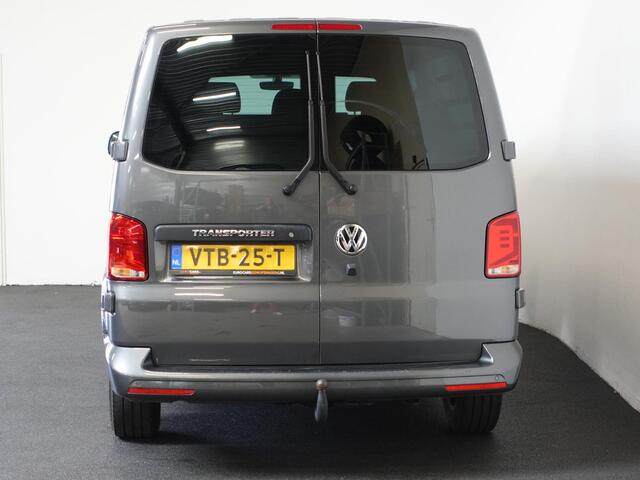 Volkswagen TRANSPORTER 2.0 TDI L2H1 28 Dubbele Cabine Highline Automaat Airco Cruise Control adaptief Parkeersensoren Trekhaak