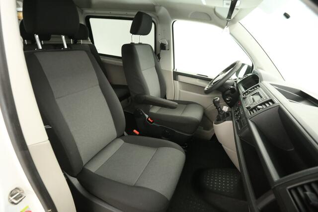 Volkswagen TRANSPORTER 2.0 TDI L2H1 | DC | Airco | Cruise | Trekh. | Parkeersens.