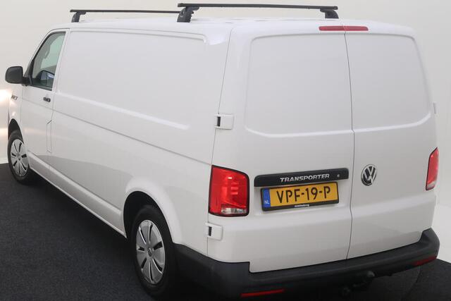 Volkswagen TRANSPORTER 2.0 TDI L2H1 Comfortline Navigatie / Trekhaak / PDC / Cruise