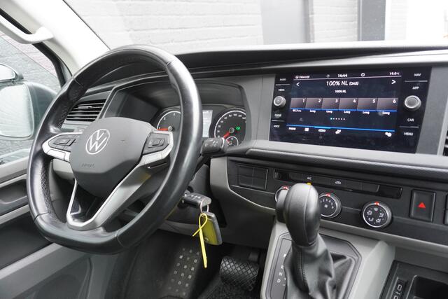 Volkswagen TRANSPORTER 2.0 TDI 150PK L2 Automaat EURO 6 - Airco - Navi - Cruise - Trekhaak - ¤ 19.900,- Excl.