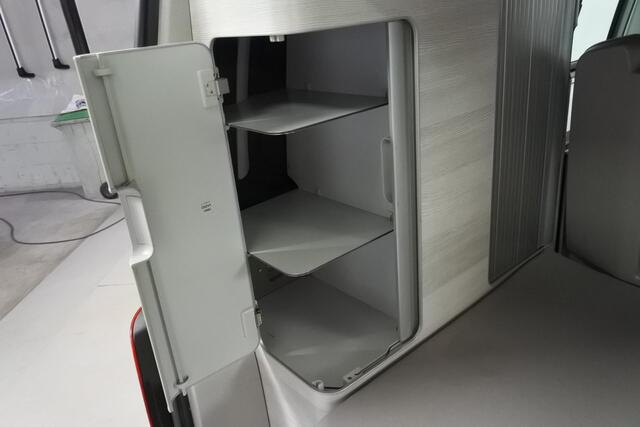 Volkswagen TRANSPORTER 2.0 TSi 150pk California Coast