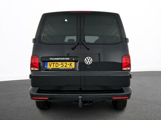 Volkswagen TRANSPORTER 2.0 TDI L2H1 Dubbele Cabine Highline Automaat Navigatie Carplay Parkeersensoren Trekhaak Cruise control (Acc) 6-zits Euro6