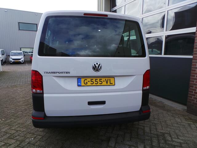 Volkswagen TRANSPORTER Kombi 2.0 TDI L1H1 Airco, 9 Personenbus 24,950ex btw. 2 stuks op voorraad!