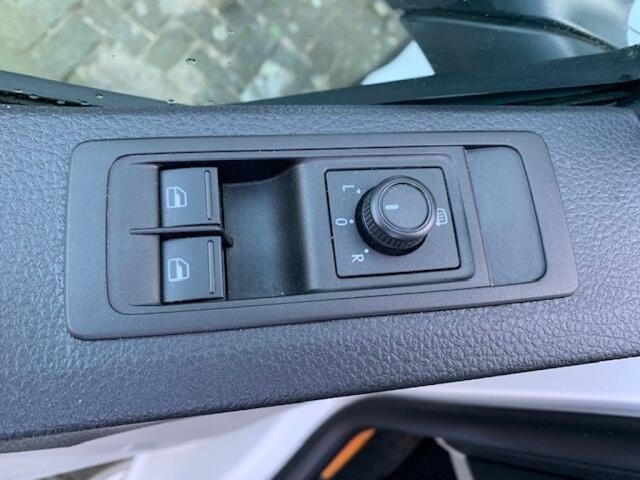 Volkswagen TRANSPORTER 2.0 TSI L2H1 9PERS INCL BTW