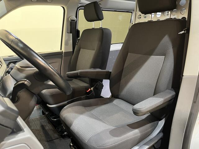 Volkswagen TRANSPORTER 2.0 TDI L1H1 150 PK Automaat Servicebus / Sortimo Inrichting / Euro 6 / 2X Schuifdeur / Airco / Cruise Control / Camera / CarPlay / Navigatie / Klep