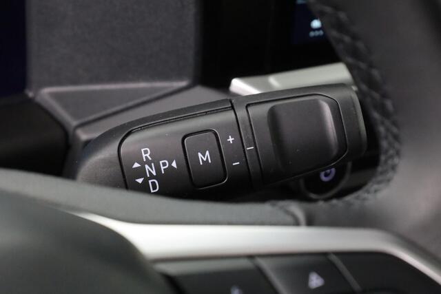 Volkswagen TRANSPORTER Bulli 30 2.0 TDI 125 kW / 170 pk Automaat | IQ Light | Camera | Side Assist | 17 inch