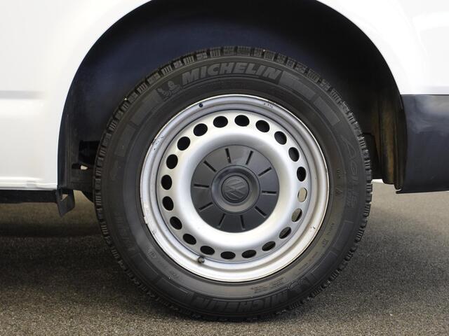 Volkswagen TRANSPORTER 2.0 TDI 110pk L2H1 Navigatie Apple Carplay/Android Auto Trekhaak Camera Parkeersensoren achter Cruise Control Airco