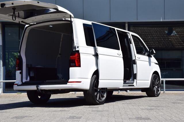 Volkswagen TRANSPORTER 2.0 TDI L2H1 Highline DSG Automaat 3-zits (3 persoons) | Org. NL | BPM Vrij | Trekhaak | LED | Adaptive Cruise Control | PDC V+A incl. Camera | Voorruit verwarming | DAB+ | Lichtmetalen velgen 19" |