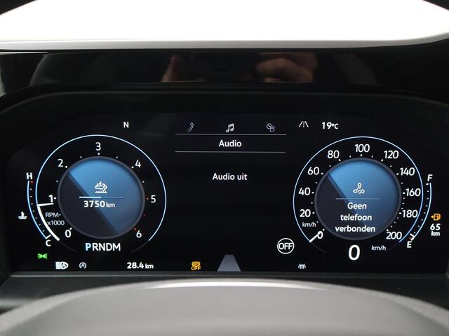 Volkswagen TRANSPORTER 2.0 TDI L1H1 28 Bulli 150 Pk Automaat 8-Traps | BPM-vrij | 2x Comfortstoelen + Armleuningen | Navigatie Apple Carplay / Android Auto | Parkeersensoren Voor + Achter + Achteruitrijcamera