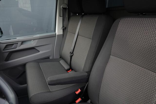 Volkswagen TRANSPORTER L2H1 2.0Tdi 150Pk DSG7 | 28 | Stoel-Bank | Sidebars | 19'' | Candy White