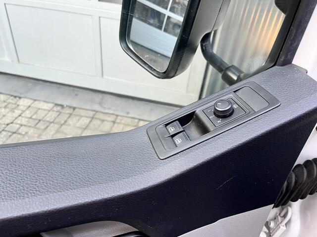 Volkswagen TRANSPORTER 2.0 TDI L2 Pick up open laadbak Airco Bluetooth 1e eigenaar Dealer onderhouden Euro 6 P-up Bakwagen Doka Pritsche