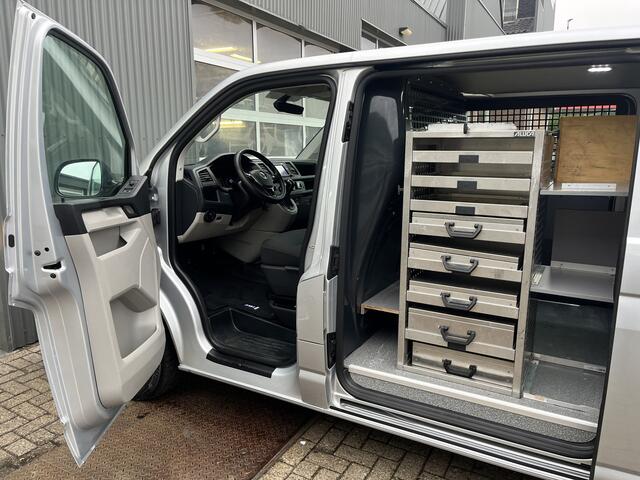 Volkswagen TRANSPORTER 2.0 TSI L1H1 Automaat Benzine/CNG Dubbele Schuifdeur Airco Cruise controle Bpm vrij Trekhaak Klep achter Omvormer Kastinrichting Standkachel Euro 6 Benzine Ideaal voor ombouw naar Camper !!