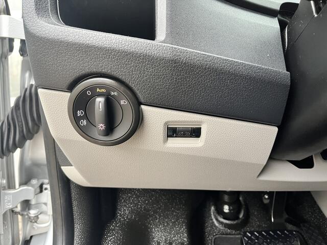 Volkswagen TRANSPORTER 2.0 TSI L2H1 Automaat Benzine/CNG Dubbele Schuifdeur Airco Cruise controle Bpm vrij Trekhaak Klep achter Omvormer Kastinrichting Standkachel Euro 6 Benzine Ideaal voor ombouw naar Camper !!