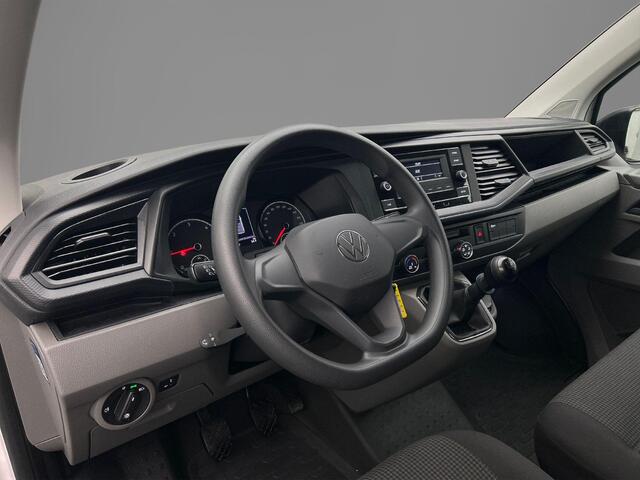 Volkswagen TRANSPORTER 2.0 TDI 110pk L2 | Trekhaak | BPM-vrij | Cruise-control | Achterdeuren | Betimmering