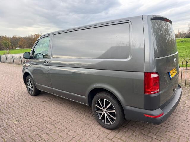 Volkswagen TRANSPORTER 2.0 TDI L1H1*Apple Car play*Cruise*Airco*Inrichting