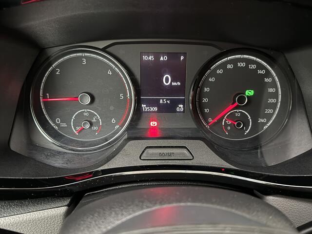 Volkswagen TRANSPORTER 2.0TDI 150PK DSG Automaat Lang Highline | Imperiaal | Trekhaak | Navigatie | Camera | Airco | Cruise