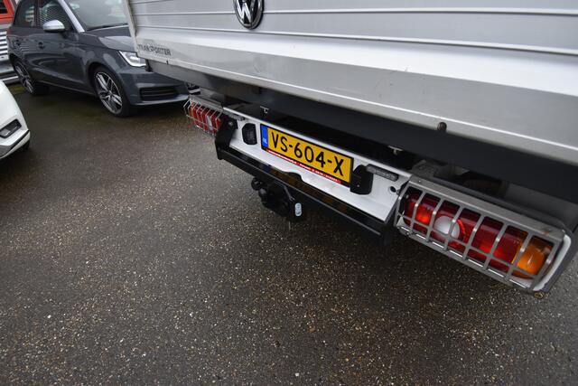 Volkswagen TRANSPORTER 2.0 TDI L2H1 DC , 140PK , TREKHAAK , AIRCO , 6-PERSOONS ,