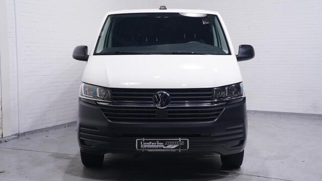 Volkswagen TRANSPORTER 2.0 TDI 110 pk L1H1 Airco, Apple Carplay Laadruimte Pakket, PDC achter, 3-Zits