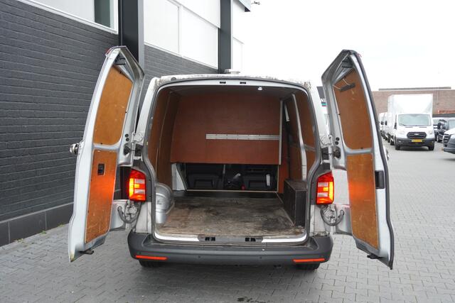 Volkswagen TRANSPORTER 2.0 TDI 150PK Automaat EURO 6 - Airco - Navi - Cruise - ¤14.950,- Excl.