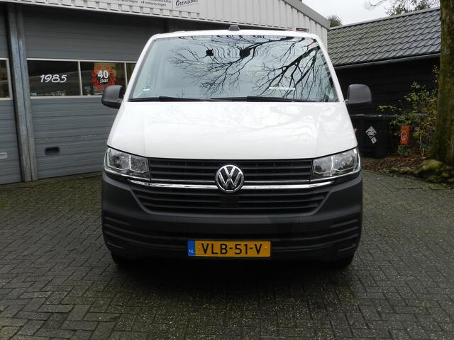 Volkswagen TRANSPORTER 2.0 TDI L2H1 30 DC 6Pers Apple & Android Trekhaak