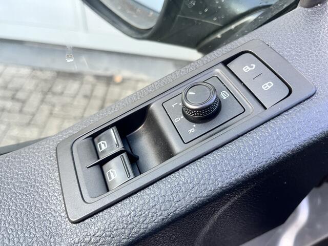 Volkswagen TRANSPORTER 2.0 TSI L1H1 Trendline Benzine /CNG Dubbele Schuifdeur Airco Cruise controle Bpm vrij Trekhaak Klep achter Omvormer Kastinrichting Standkachel Euro 6 Benzine Ideaal voor ombouw naar Camper !!