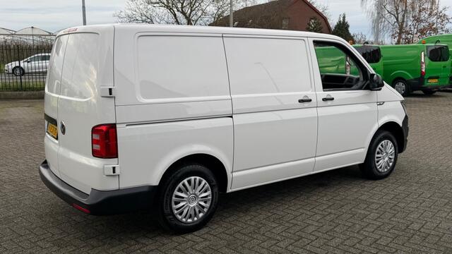 Volkswagen TRANSPORTER 2.0 TDI 75KW 102PK EURO 6 AIRCO/ NAVIGATIE/ CRUISE CONTROL/ PDC/ 100% DEALERONDERHOUDEN