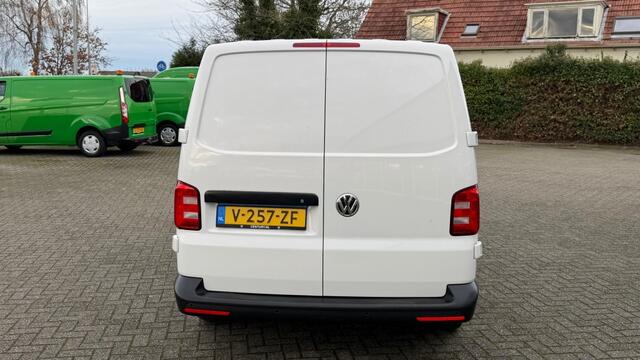 Volkswagen TRANSPORTER 2.0 TDI 75KW 102PK EURO 6 AIRCO/ NAVIGATIE/ CRUISE CONTROL/ PDC/ 100% DEALERONDERHOUDEN