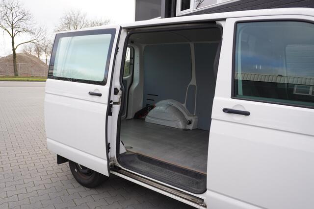Volkswagen TRANSPORTER 2.0 TDI - EURO 6 - Airco - PDC - Camera - ¤14.900,- Excl.