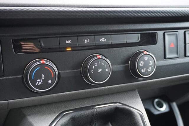 Volkswagen TRANSPORTER 2.0 TDI - EURO 6 - Airco - PDC - Camera - ¤14.900,- Excl.