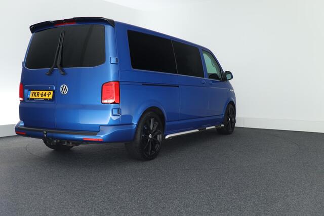 Volkswagen TRANSPORTER 2.0 TDI 150pk DSG L2H1 DC Bulli Trekhaak Camera Leder ACC Stoelverwarming Virtual Cockpit Navigatie