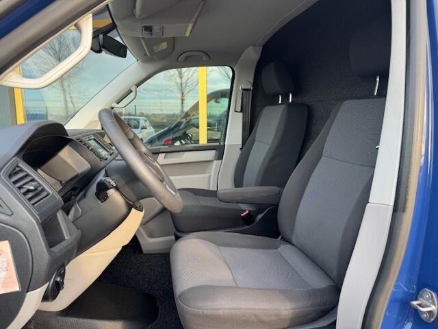 Volkswagen TRANSPORTER 2.0 TDI L2H1 DC Tr. | BOVAG GARANTIE