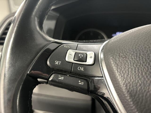 Volkswagen TRANSPORTER 2.0 TDI 204pk DSG L1H2 4Motion Highline · Camera · Apple/Android Car Play · Navigatie · ACC · P-Sensoren · Trekhaak · 17'' Inch ·