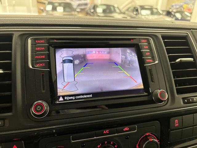 Volkswagen TRANSPORTER 2.0 TDI 204pk DSG L1H2 4Motion Highline · Camera · Apple/Android Car Play · Navigatie · ACC · P-Sensoren · Trekhaak · 17'' Inch ·