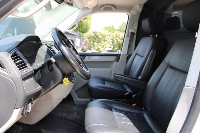 Volkswagen TRANSPORTER 2.0 TDI L1H1 Trendl. automaat /zeer mooi / trekhaak