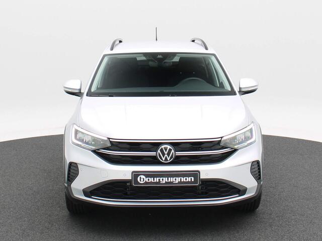 Volkswagen Taigo 1.0 TSI Life Edition Achteruitrij camera | PDC | 17 inch | App connect | Getint glas Uit voorraad leverbaar!