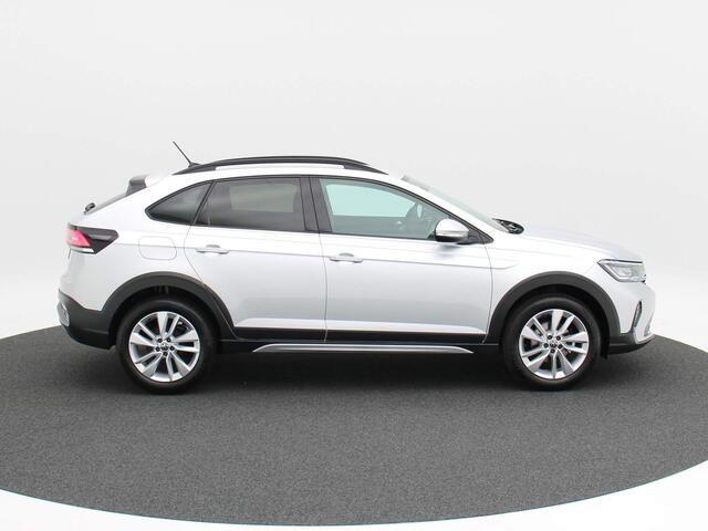 Volkswagen Taigo 1.0 TSI Life Edition Achteruitrij camera | PDC | 17 inch | App connect | Getint glas Uit voorraad leverbaar!