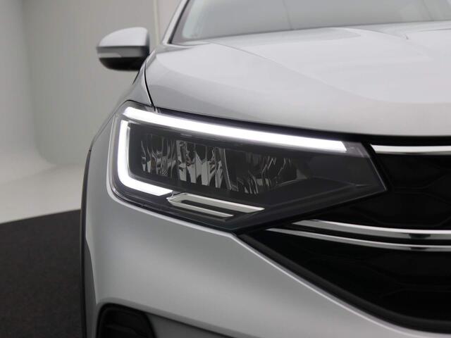 Volkswagen Taigo 1.0 TSI Life Edition Achteruitrij camera | PDC | 17 inch | App connect | Getint glas Uit voorraad leverbaar!