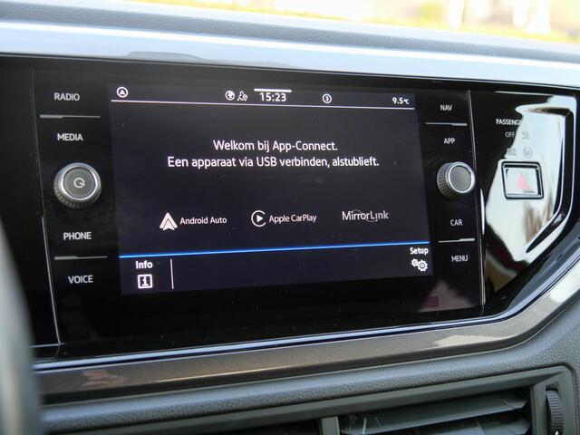 Volkswagen Taigo 1.0 TSI 111PK Automaat Business | CAMERA | CARPLAY / ANDROID AUTO | CRUISE CONTROL |