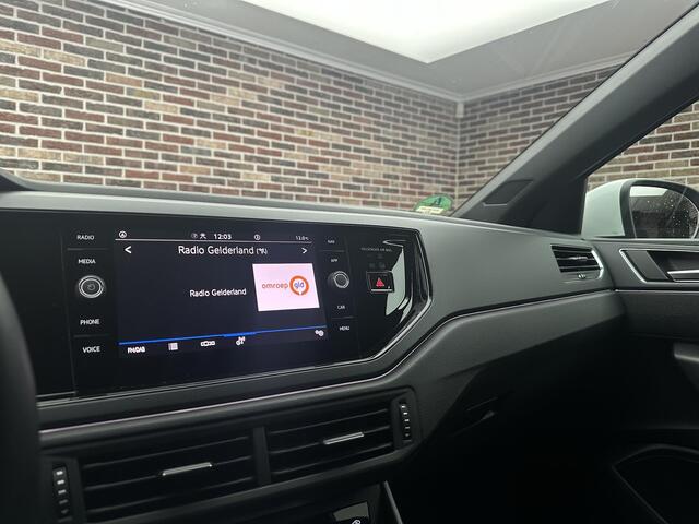 Volkswagen Taigo 1.0 TSI R-Line Business Virtual Navi 2024 Dealer Garantie