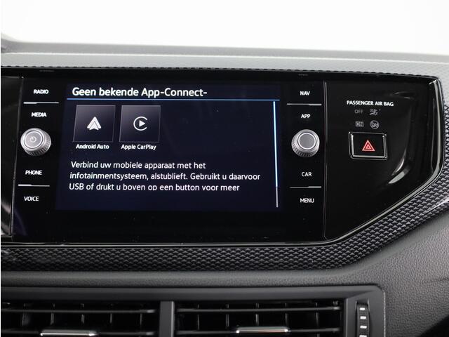 Volkswagen Taigo Oranje Edition 1.0 85 kW / 116 pk TSI CUV 7 versn. | Automaat (DSG) | Navigatie | Parkeersensoren | Achteruitrijcamera | Stoelverwarming |