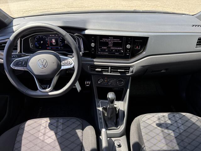 Volkswagen Taigo 1.0 TSI R-Line / Apple Carplay & Android Auto / Camera / Digital Display /