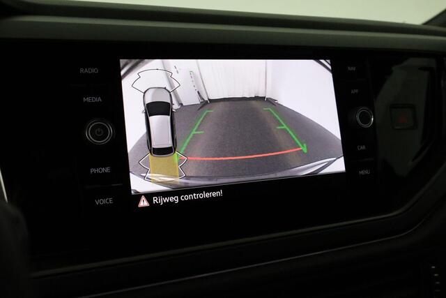 Volkswagen Taigo R-Line Edition 1.0 TSI 85 kW / 116 pk Volkswagen Taigo R-Line Edition 1.0 TSI 116PK Black Style