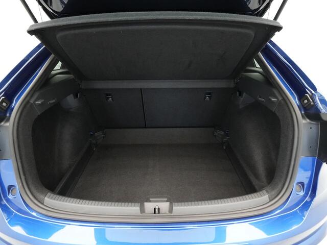 Volkswagen Taigo 1.0 TSI 110pk DSG R-Line Panorama Navi via App Matrix Led Clima Acc