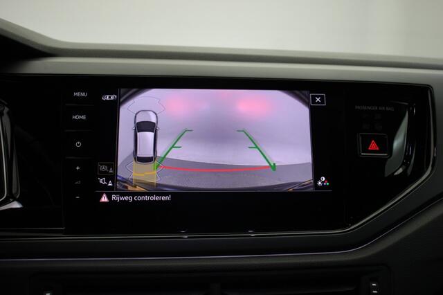 Volkswagen Taigo 1.5 TSI R-Line Automaat - Carplay, Camera, Beats, Stoelverw.
