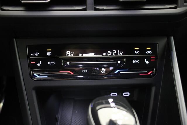 Volkswagen Taigo 1.5 TSI R-Line Automaat - Carplay, Camera, Beats, Stoelverw.