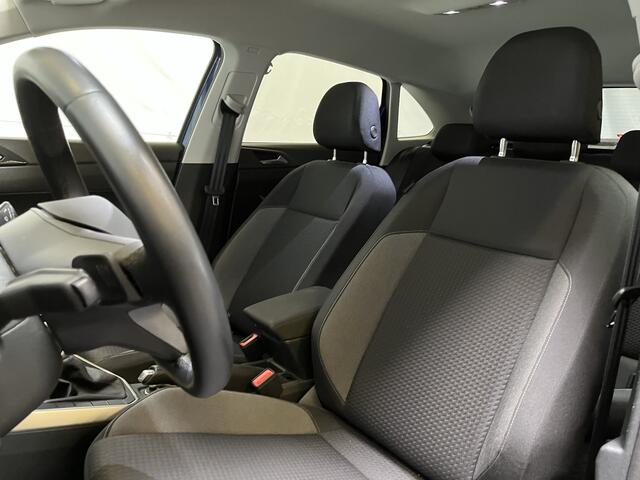 Volkswagen Taigo 1.0 TSI Life Edition / AUTOMAAT/ GARANTIE TM 09-2028/ APP-CONNECT/ PARK. SENSOREN A + CAMERA/ ADAPT. CRUISE/ KEYLESS/ AIRCO/ DAB/ LED/ LEDER STUUR/ 17" LMV