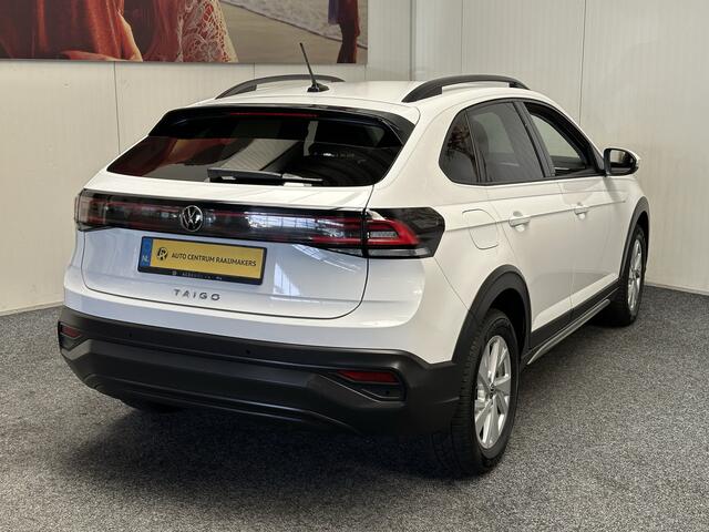 Volkswagen Taigo 1.0 TSI LIFE NAVIGATIE CRUISE CONTROL CLIMATE CONTROL STOELVERWARMING APPLE CARPLAY/ANDRTOID RIJSTROOKSENSOREN PDC ZEER MOOI !! NIEUW BINNEN